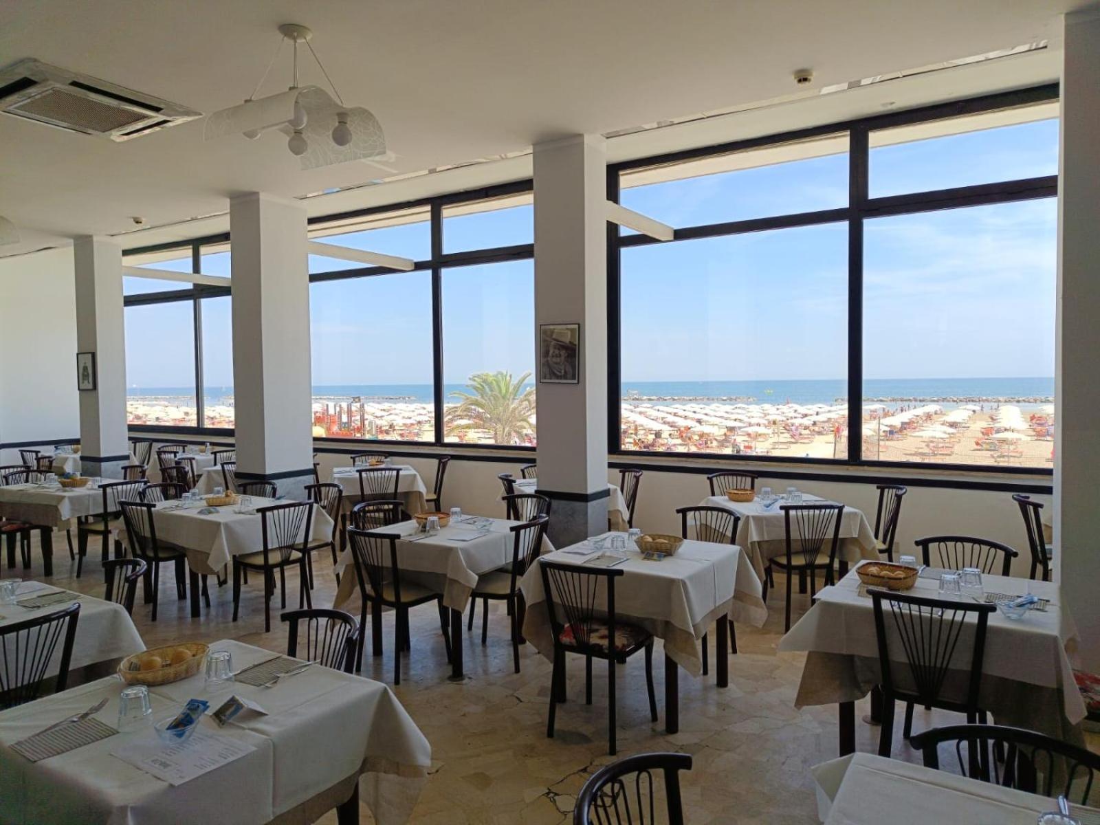 Blumen Hotel